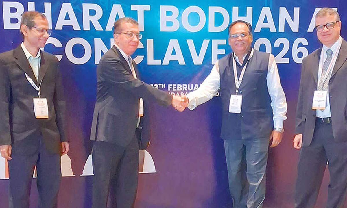 Advancing Education through AI-based research collabration