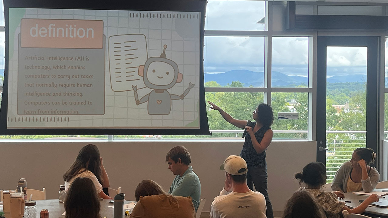 Image for Future teachers learn ways to incorporate AI
