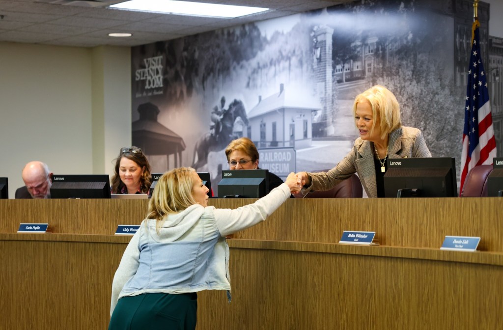 School board recognizes teacher for AI literacy research