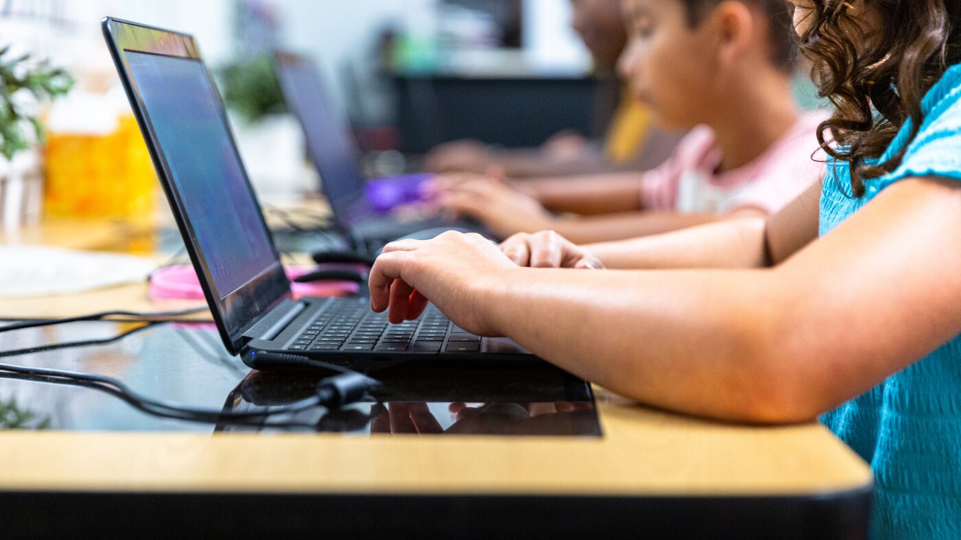 Image for The risks of AI in schools outweigh the benefits, report says