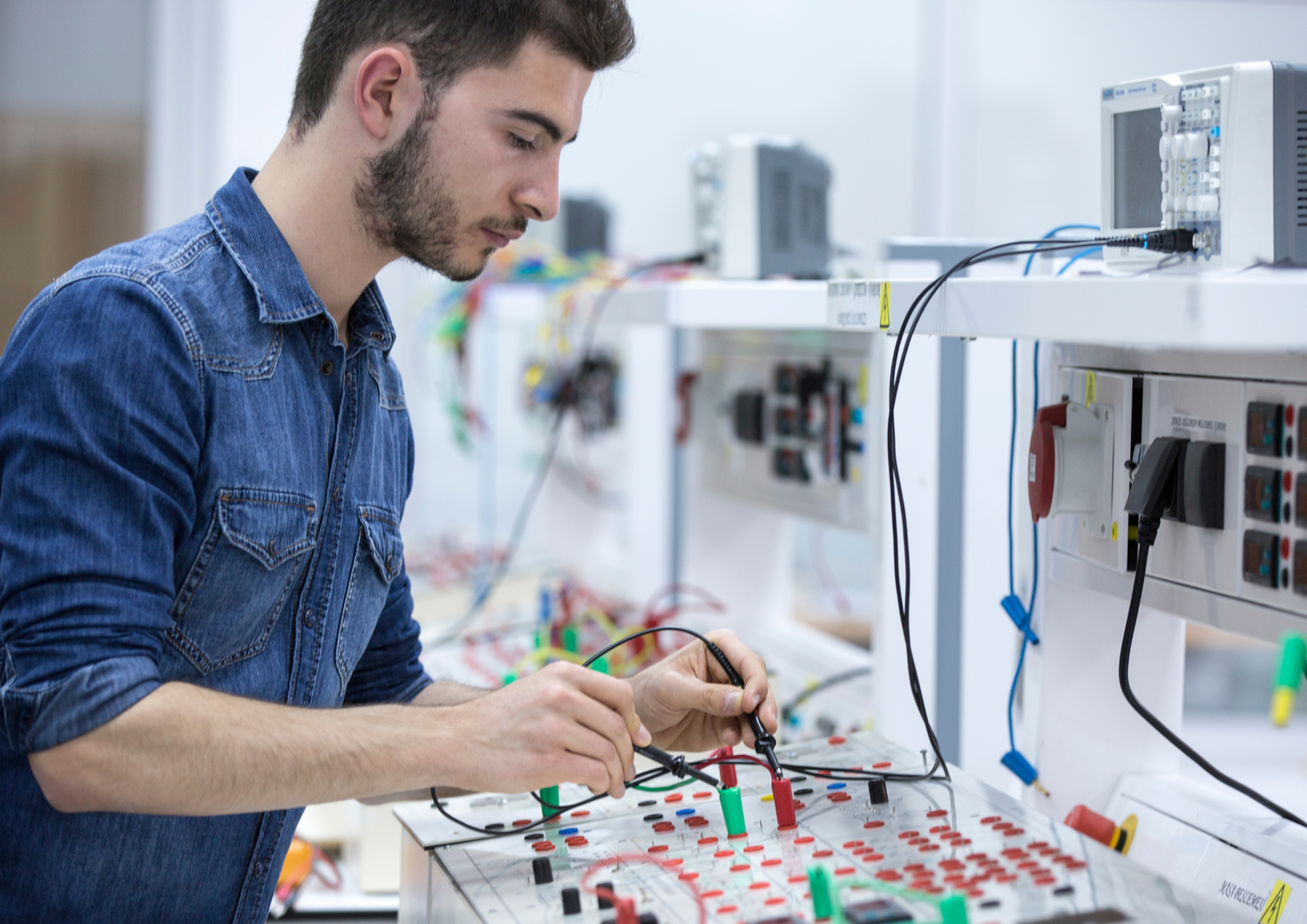 UK research and industry join forces to tackle AI, STEM skills, and sustainability challenges